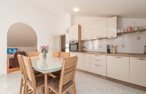 Vrsi Apartment | Apartment in Vrsi near the Sea