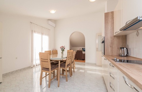Vrsi Apartment | Apartment in Vrsi near the Sea