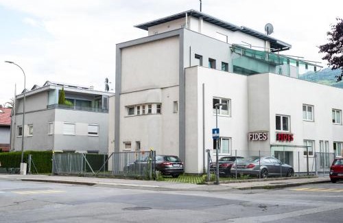 Pradl Apartment | Apartment Innsbruck near Bergisel Ski Jump