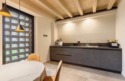 Sona Apartment | Apartment 'Agr Casa Pezzo 2' with Shared Pool, Wi-Fi and Air Conditioning