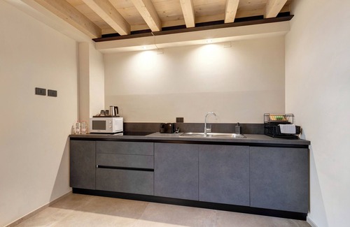 Sona Apartment | Apartment 'Agr Casa Pezzo 2' with Shared Pool, Wi-Fi and Air Conditioning
