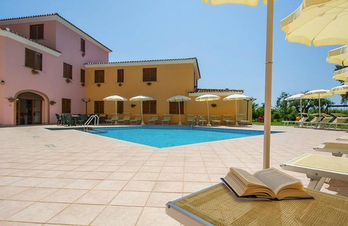 Sos Alinos Apartment | Apartment in Sardinia near Cala Liberotto Beach