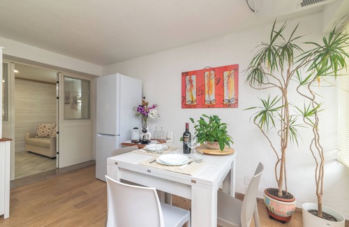 Santa Teresa di Gallura Apartment | Apartment 'Bilo Nina' with Private Garden and Air Conditioning