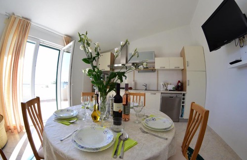 Drvenik Mali Apartment | Apartment Ivica