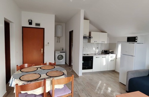 Kukljica Apartment | Apartment Ivy (10534-A1) - Kukljica