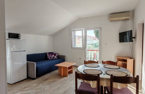 Kukljica Apartment | Apartment Ivy (10534-A1) - Kukljica