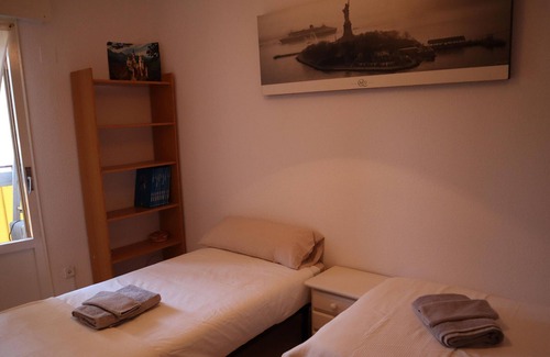 Jaca Apartment | Apartment Jaca, 3 bedrooms, 6 persons