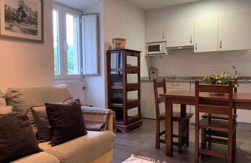 Ituren Apartment | Apartment 'Joalduna' with Mountain View, Wi-Fi and Air Conditioning