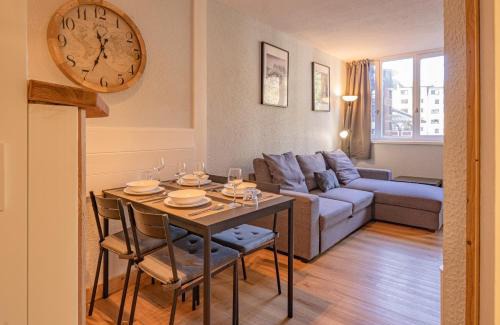 Chamonix City Centre Apartment | Apartment Jonquille 2C - Chamonix Peaks Getaway