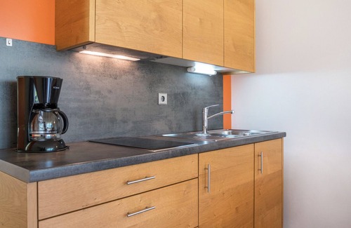 Silandro Apartment | Apartment 'Kortscherhof Depandance Apt 1' with Mountain View, Private Terrace and Wi-Fi