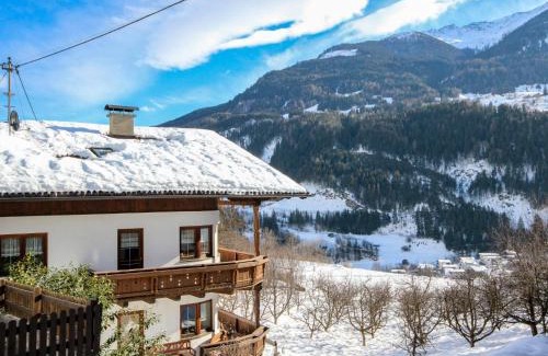 Quadratsch Apartment | Apartment Krismer by Interhome