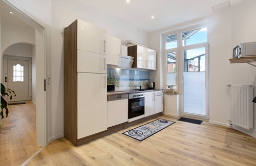 Heppens Apartment | Apartment 'Küstenzauber - Balkon - Top Lage' with Terrace, Balcony & Wi-Fi