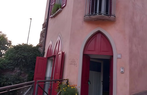 Cavriana Apartment | Apartment 'La Casina Delle Olghe 1' with Wi-Fi and Air Conditioning