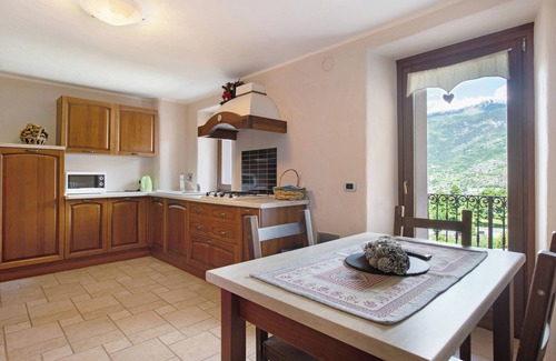 Aymavilles Apartment | Apartment 'La Maison De Deni - Vista Castello' with Mountain View