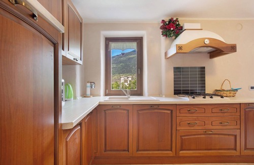 Aymavilles Apartment | Apartment 'La Maison De Deni - Vista Castello' with Mountain View