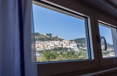 Grottammare Apartment | Apartment La Vela. First row sea and right in the center!