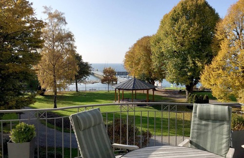 Nonnenhorn Apartment | Apartment lake view-exclusive apartment in first row with balcony and lake view