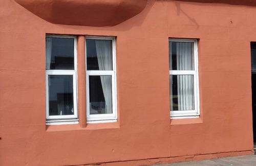 Largs Apartment | Apartment - Largs - Sleeps 4 - Pet Friendly