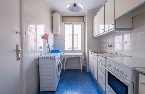 Benicarlo Apartment | Apartment 'Las Palmeras 4' with Sea View, Private Terrace and Balcony