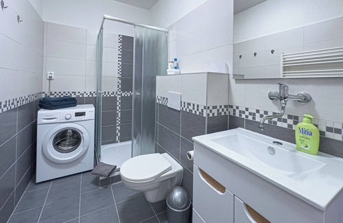 Karlovy Vary Apartment | Apartment LAURA 2/city centre - new opened April 2024