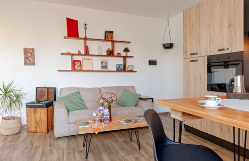 Pisa Apartment | Apartment 'Le 7 Calle - Piano Terra' with Shared Garden and Wi-Fi