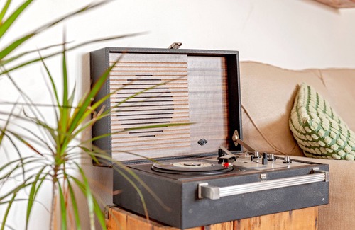 Pisa Apartment | Apartment 'Le 7 Calle - Piano Terra' with Shared Garden and Wi-Fi