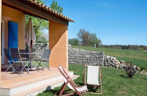 Saint-Trinit Apartment | Apartment Le Claux du Puits (SLT201) in Sault - 4 persons, 2 bedrooms