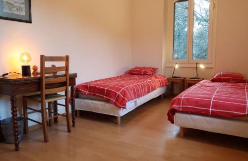 Les Posses-sur-Bex Apartment | Apartment Le Verger by Interhome