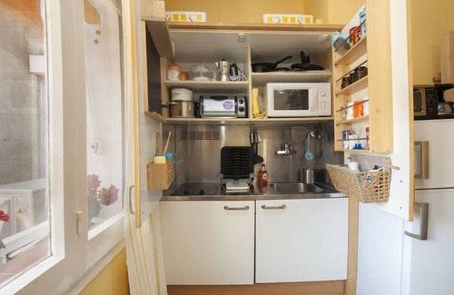 El Camp de l'Arpa del Clot Apartment | Apartment LEMON with terrace.