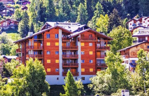 Saint-Pierre-de-Clages Apartment | Apartment Les Chouettes 23 by Interhome