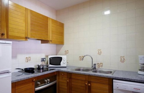 Pals Apartment | Apartment Les Dunes 2 dorm in Pals - 5 persons, 2 bedrooms