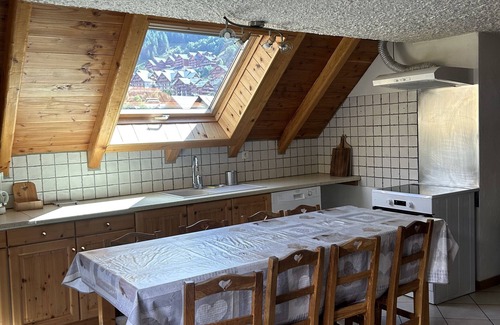 Valloire Apartment | Apartment 'Les Ecrins' with Mountain View, Shared Garden and Wi-Fi