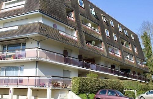 Trouville-sur-Mer Apartment | Apartment Les Flots Bleus in Deauville-Trouville - 2 persons 1 bedrooms