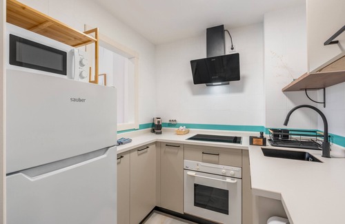 Cenes de la Vega Apartment | Apartment 'Luminoso Y Acogedor' with Mountain View, Wi-Fi and Air Conditioning