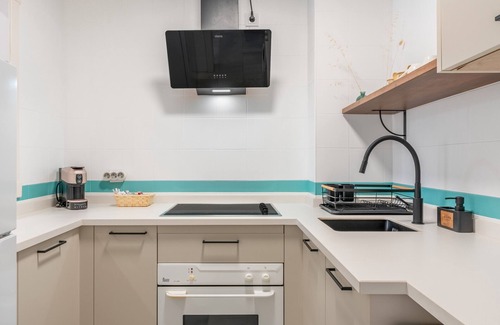 Cenes de la Vega Apartment | Apartment 'Luminoso Y Acogedor' with Mountain View, Wi-Fi and Air Conditioning