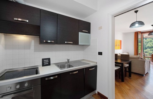 Cogoleto Apartment | Apartment 'Luxury Golf' with Mountain View, Private Terrace and Wi-Fi