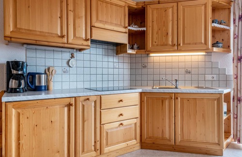 Albions Apartment | Apartment 'Malsötscherhof B' with Mountain View, Shared Garden and Wi-Fi