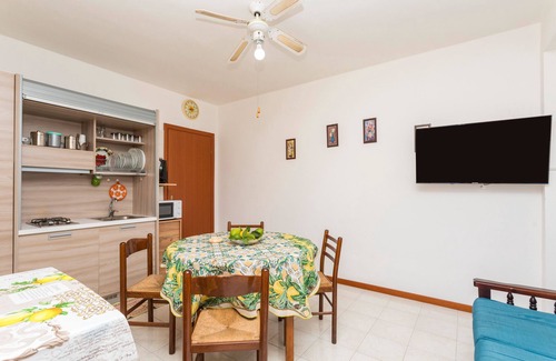 Fondachello Apartment | Apartment 'Mamma Maria' with Mountain View and Balcony