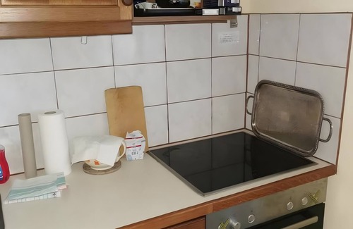 Hart bei Graz Apartment | Apartment 'Märchenschloss' with Shared Garden, Balcony and Wi-Fi