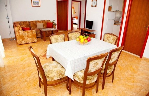 Cove Donja Krusica (Donje selo) Apartment | Apartment Marija (46691-A1) - Donja Krušica