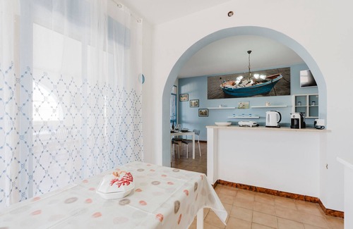 Balestrate Apartment | Apartment 'Marina' with Sea View, Private Terrace and Wi-Fi