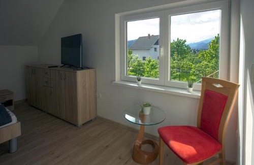 Zirovnica Apartment | Apartment Marjetka