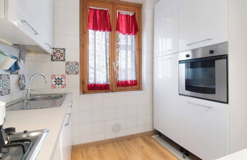 Valtellina Apartment | Apartment 'Mary House 2' with Mountain View and Wi-Fi