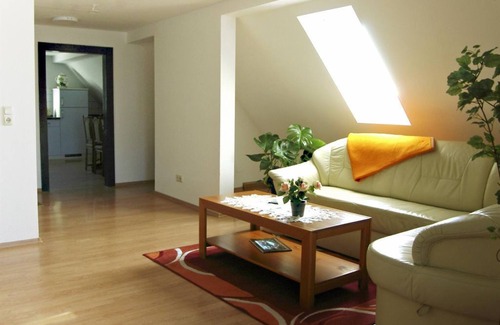 Dohna Apartment | Apartment Maul - Apartment, living room/bedroom
