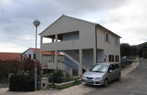 Milna Apartment | Apartment Milna 8896b