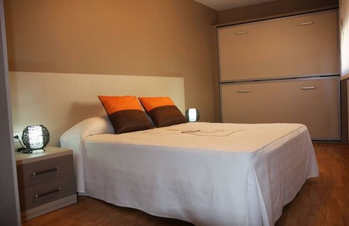 Milagro Apartment | Apartment 'Miralrio 1' with Wi-Fi and Air Conditioning