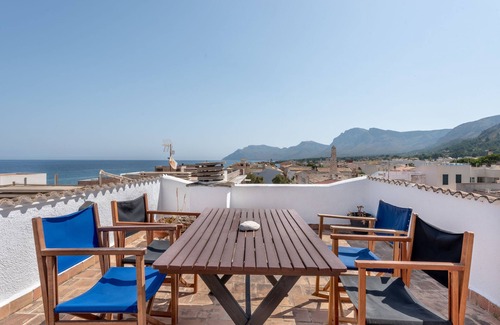 Colonia de Sant Pere Apartment | Apartment 'Miramar' with Sea and Mountain View, Private Terrace and Wi-Fi