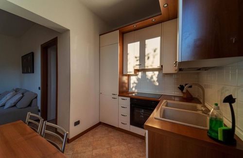 Lecco Apartment | Apartment 'Moonlight - Lecco Getaway' with Private Garden and Wi-Fi