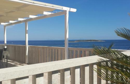 Milna Apartment | Apartment MORE Island Vis