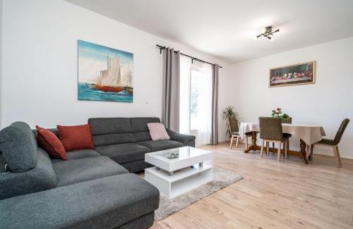 Rozat Apartment | Apartment N&I